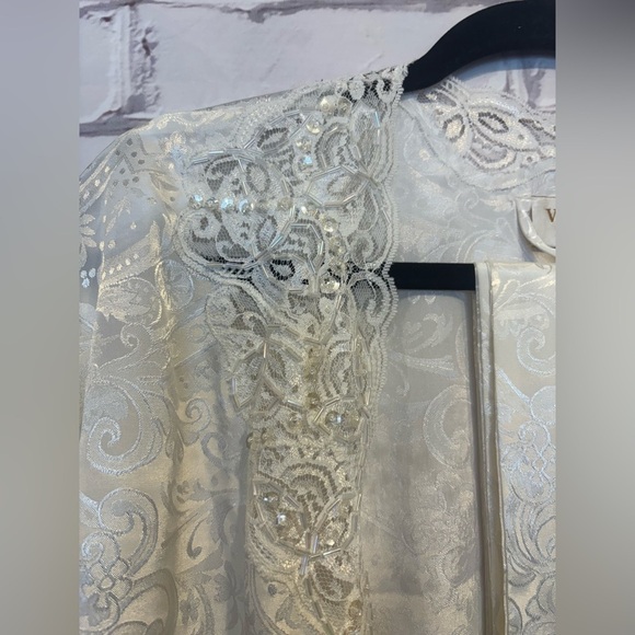 Victoria’s Secret Vintage Beige Lace Robe One Size - Picture 4 of 6